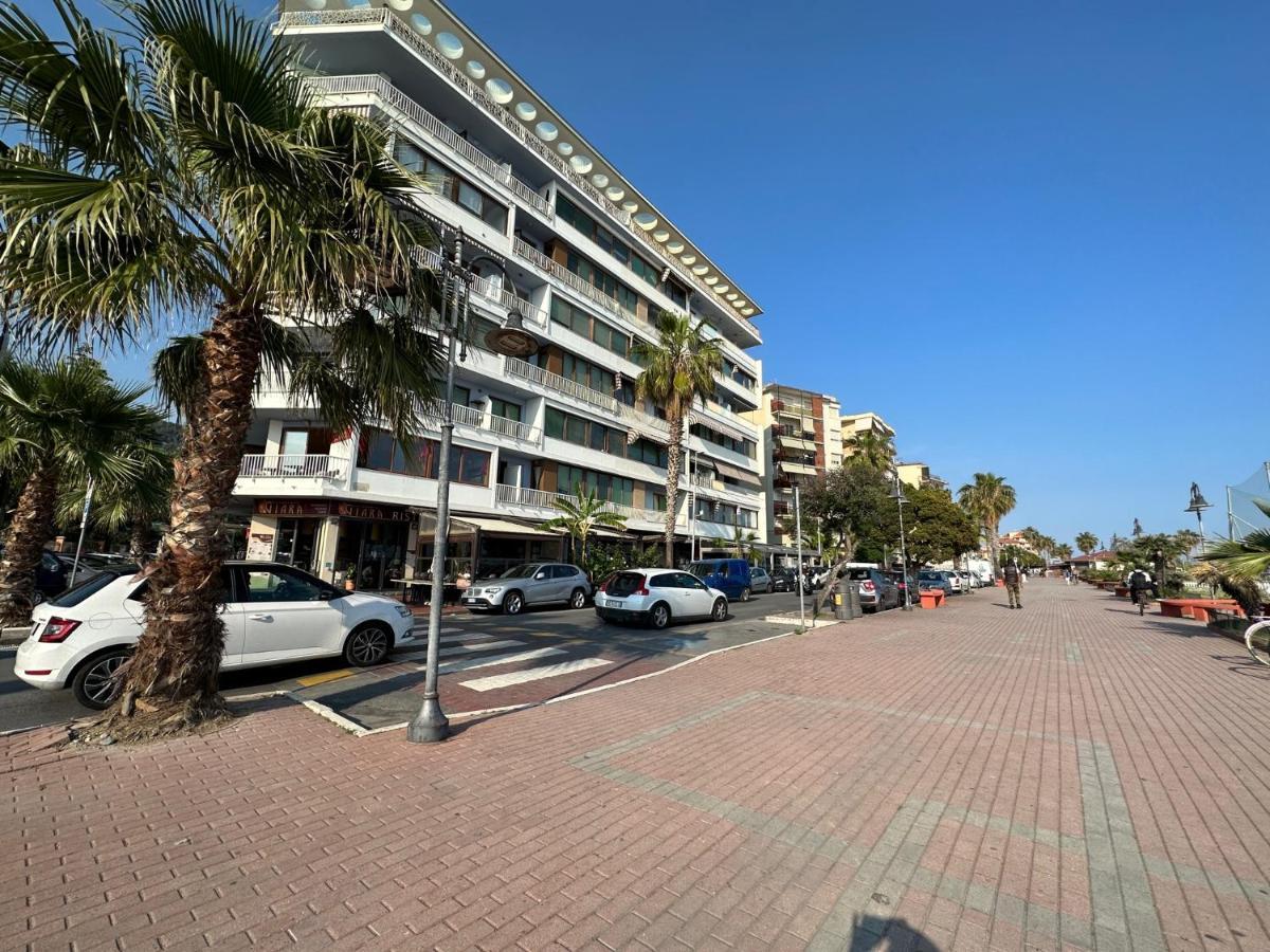 Appartamento Aria Del Mare Ventimiglia Eksteriør bilde